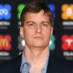 Michael Burry ส่งคำเตือน หุ้นแปลงโทเคนคริปโตอาจฉุดโลกดิ่งสู่ยุคมืด