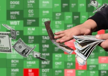 HYPE-ZEC พุ่งทะยานสองหลัก จุดพลุกระแส Altcoin ดันตลาดคริปโตเขียวยกแผง 