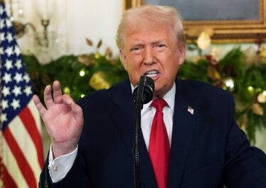 CENTCOM บรีฟ Trump แผนโจมตีอิหร่าน ครอบคลุมโครงสร้างพื้นฐานและช่องแคบฮอร์มุซ