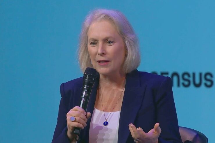 Gillibrand ชี้ CLARITY Act เหลือ 3 ปมต้องแก้ คาดผ่านสภาภายใน ส.ค.