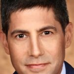 Kevin Warsh สาบานตนรับตำแหน่งประธาน Fed ขณะ Bitcoin แกว่งใกล้ $76,000