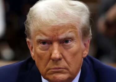 Trump ยอมรับสหรัฐฯ อาจต้องคืนเงินภาษีนำเข้า 1.49 แสนล้านดอลลาร์