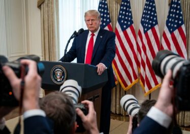 Trump Media โอน 2,650 BTC มูลค่า $205 ล้านเข้า Crypto.com