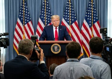 Trump พัก Project Freedom เปิดทางเจรจาอิหร่าน ดาวโจนส์ร่วง 0.76%