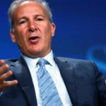 Peter Schiff ชี้กลยุทธ์ปั๊มเงินซื้อ Bitcoin ของ MicroStrategy พังยับหลังสมการคณิตศาสตร์ผิดเพี้ยน