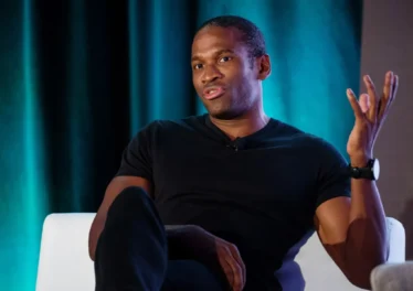 Arthur Hayes ประกาศขายเหรียญ Altcoin เกลี้ยงพอร์ตพร้อมเผยเหตุผลเบื้องหลัง