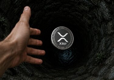 XRP ใกล้สูญเสียแนวรับสำคัญสุดท้าย เตรียมมุ่งหน้าสู่ราคาต่ำกว่า $1 ดอลลาร์