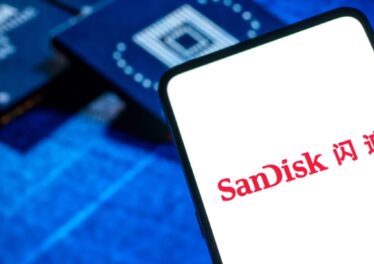 ดัชนี RSI ของ SanDisk พุ่งแตะ 99 สูงสุดเป็นประวัติการณ์ จุดกระแสความกังวลฟองสบู่ AI