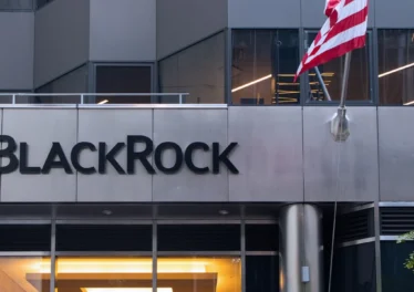 BlackRock แซงหน้า Strategy และ Binance ขึ้นแท่นผู้ถือ Bitcoin มากที่สุดอันดับ 3 ของโลก