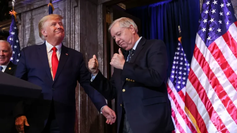 โดนัลด์ ทรัมป์ เรียกร้องวุฒิสภาผ่านร่างกฎหมาย Clarity Act เพื่อเป็นเกียรติแก่ Lindsey Graham