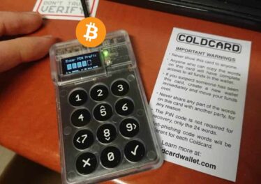 แฮกเกอร์พบบั๊ก Hardware Wallet ขโมย Bitcoin 594 BTC หายเกลี้ยงใน 25 นาที