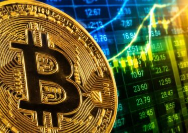 Bitcoin ดีดแตะ 62,000 ดอลลาร์หลังจ้างงานสหรัฐต่ำกว่าคาดจับทุน AI ไหลเข้า
