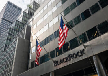 BlackRock ช้อนซื้อ Bitcoin 80 ล้านดอล สวนกระแสเทขายของ Strategy