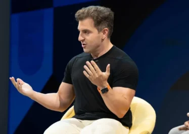 CEO Airbnb ชี้ RWA คืออนาคตที่แท้จริงของตลาดคริปโตเคอร์เรนซี มุ่งเน้นขจัดอุปสรรคและสร้างความน่าเชื่อถือ