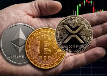 ส่องแนวโน้มราคา 3 เหรียญคริปโทฯ Bitcoin, Ethereum และ XRP จะไปทางไหนต่อ?
