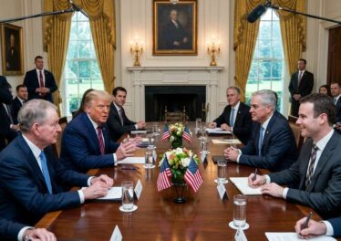 Trump เตรียมร่วมวง Crypto Summit ที่ทำเนียบขาว จับมือผู้นำ SEC-CFTC หารือทิศทางคริปโตสหรัฐฯ