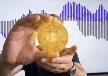 สวนทางราคา นักวิเคราะห์ชี้ความต้องการ Bitcoin ดิ่งลบกว่า 1.7 แสน BTC แม้ราคาจะพุ่งสูงขึ้น
